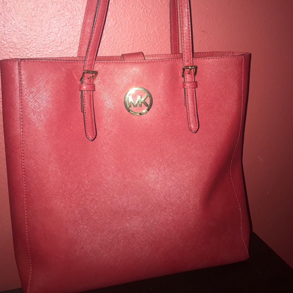 100% authentic Michael kors tote