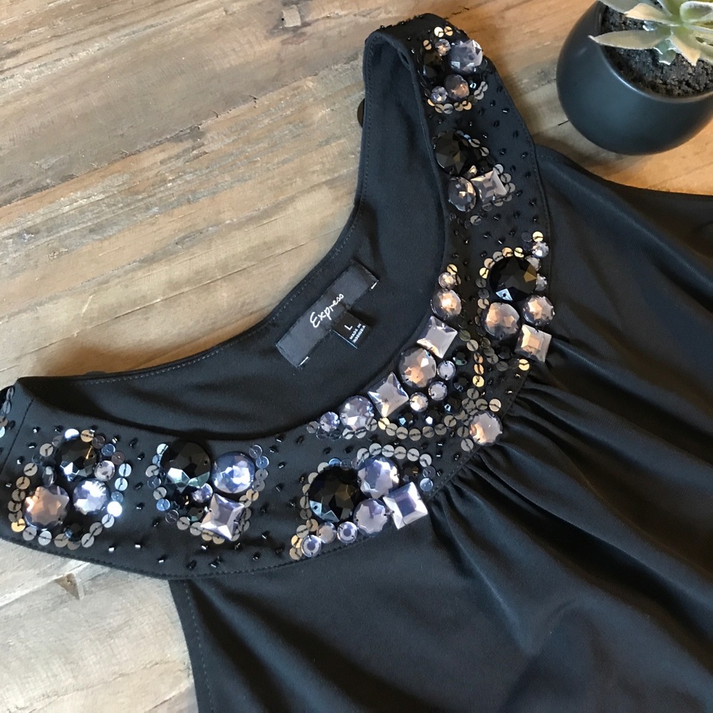 Express Glam Top!