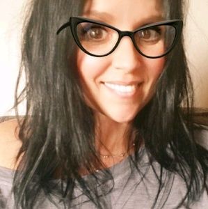 Meet your Posher, Tracy