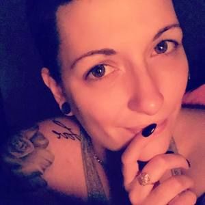 Meet your Posher, Courtney