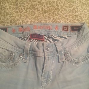 Rock revival light wash ankle skinny jean