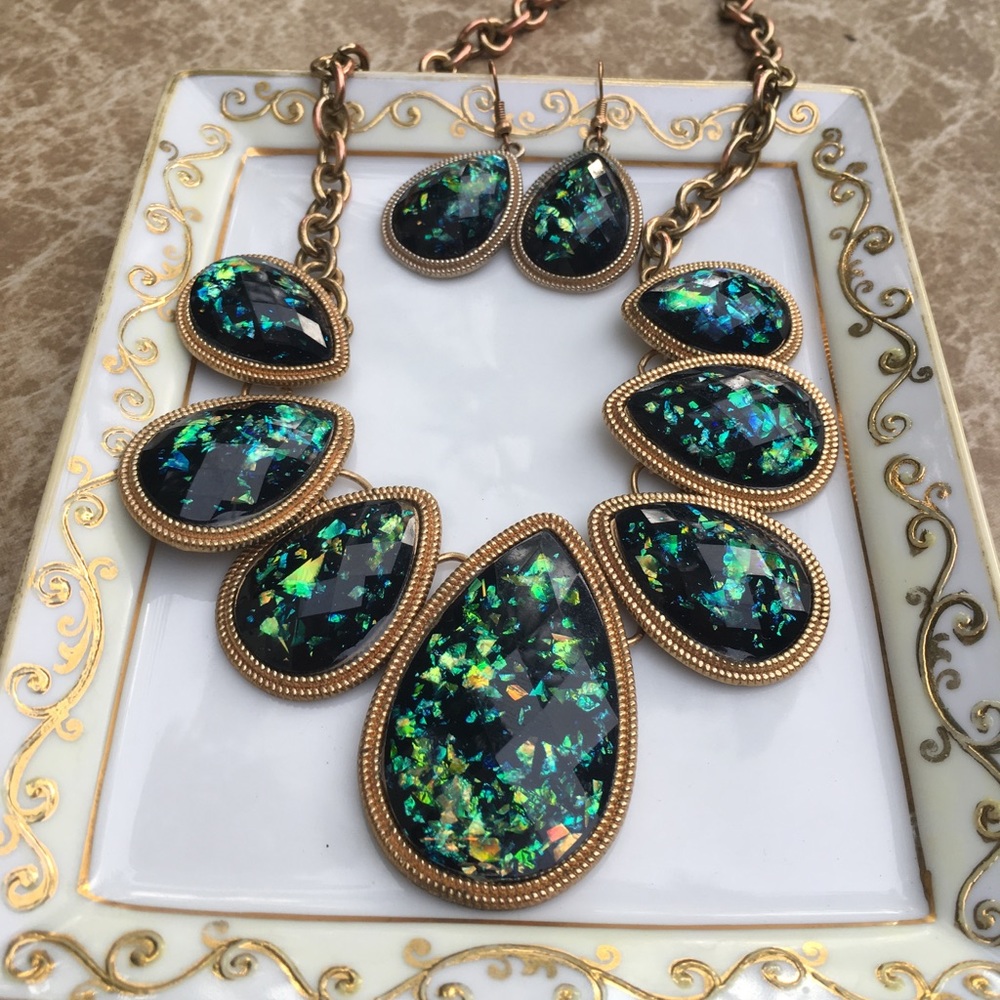 Earring and Necklace Moon Rock Set