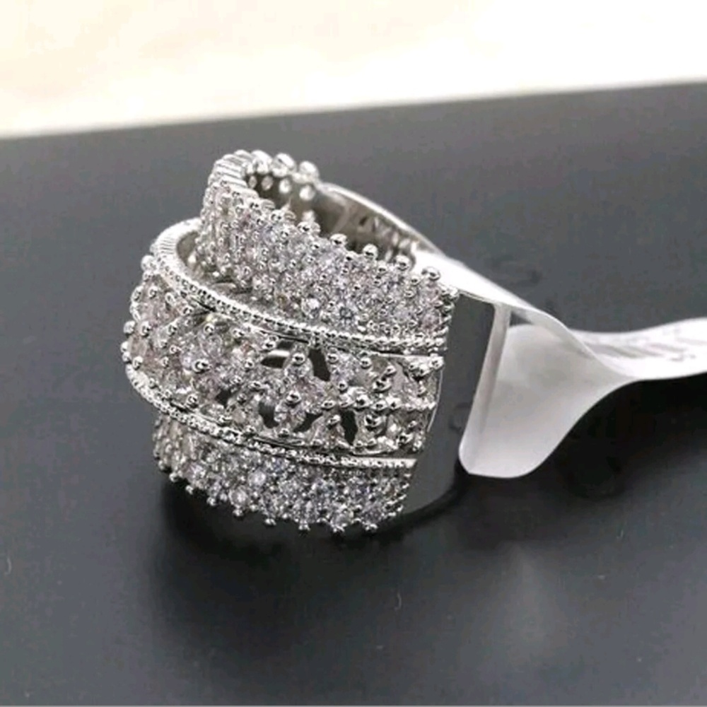 RATED White 925 silver sapphire ring - Picture 2 of 11