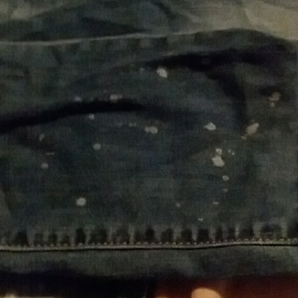 Distressed Jeans - Picture 5 of 5