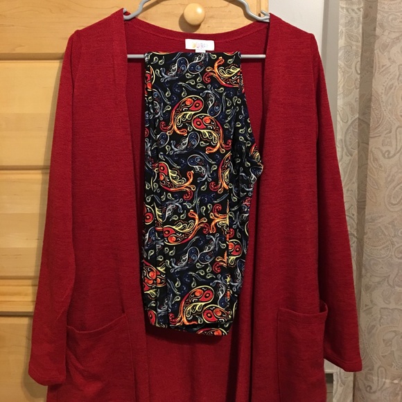 LuLaRoe Tops - LuLaRoe Sarah, OS Leggings