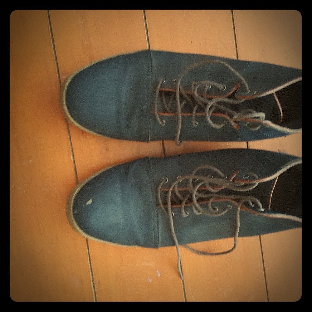 Mena dressy shoes