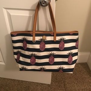 Pineapple Tory Burch tote! Pineapple Tory Burch tote!