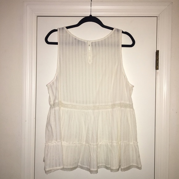 Cream Dressy Tank Top - American Eagle NWOT - Picture 2 of 6