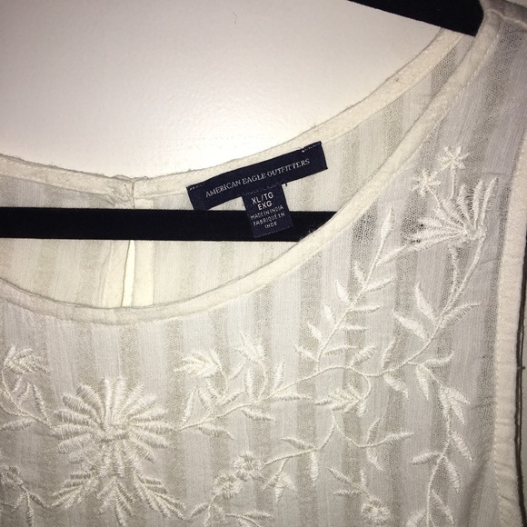 Cream Dressy Tank Top - American Eagle NWOT - Picture 3 of 6
