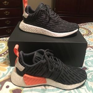 Adidas NMD R2 7.5 NEVER WORN