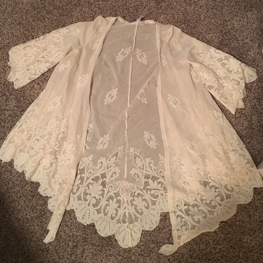 Francesca's cardigan Camino