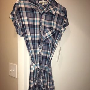 Almost Famous plaid button up dress