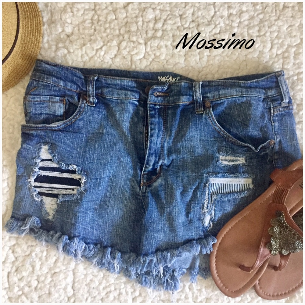 High waisted jean shorts with holes