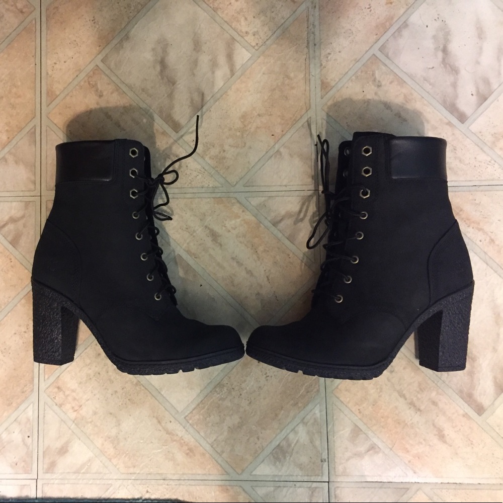 *NEW* Black Timberland Heel Boots