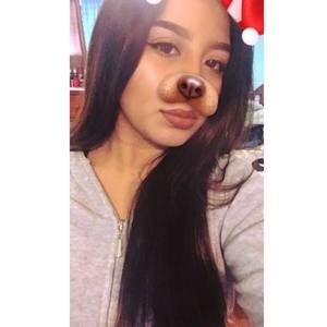 Meet your Posher, Victoria