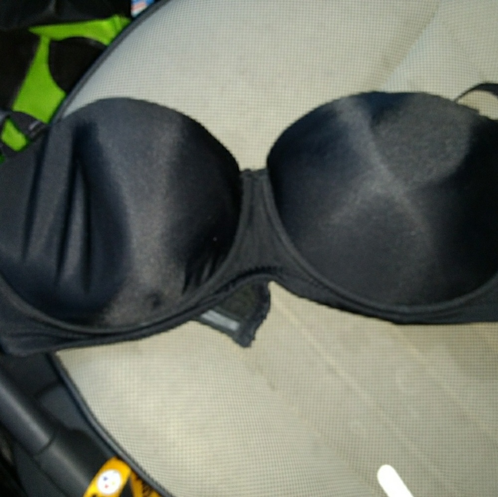 Black convertible under wire bra