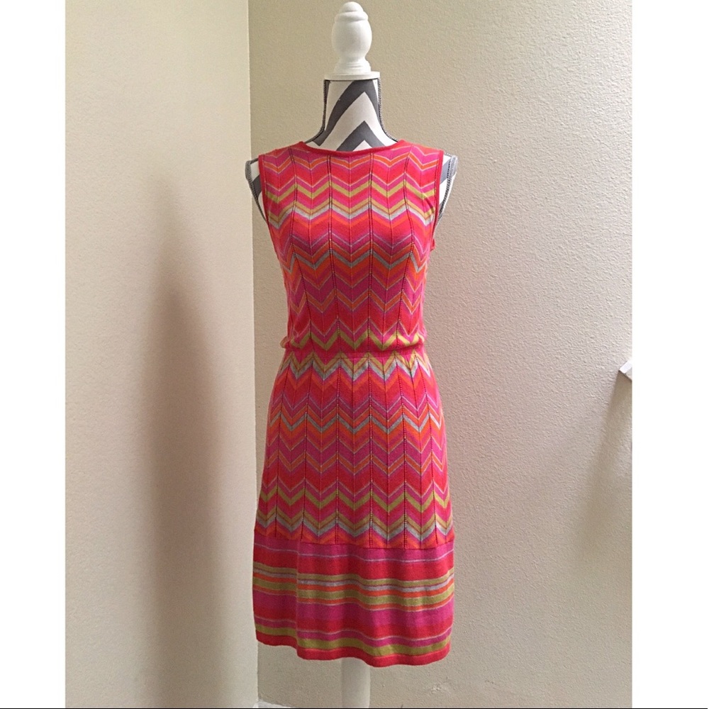 Beth Bowley bright chevron knit dress