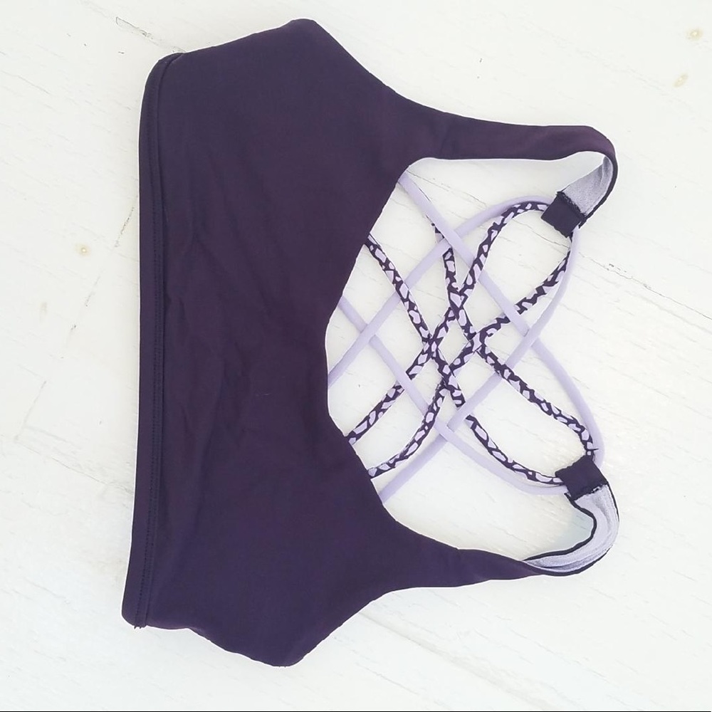 Lululemon free to be wild bra