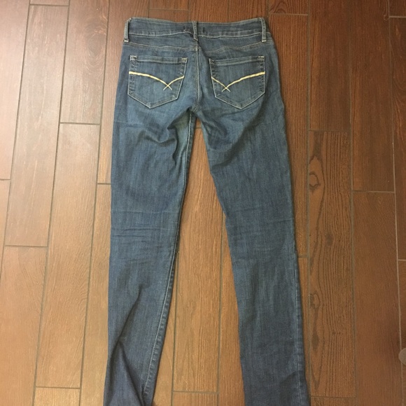 Jeans - Picture 2 of 3