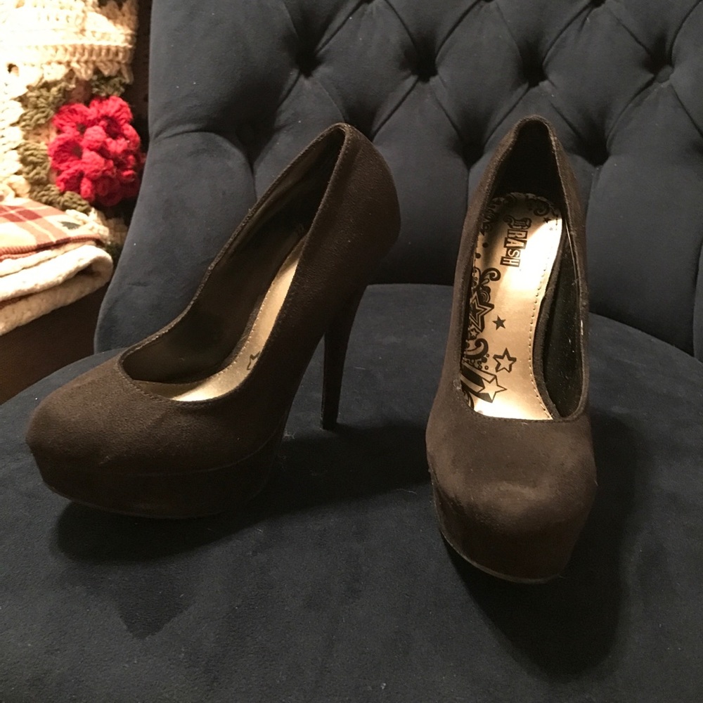 never worn, slip guards on bottom of shoe, size 5