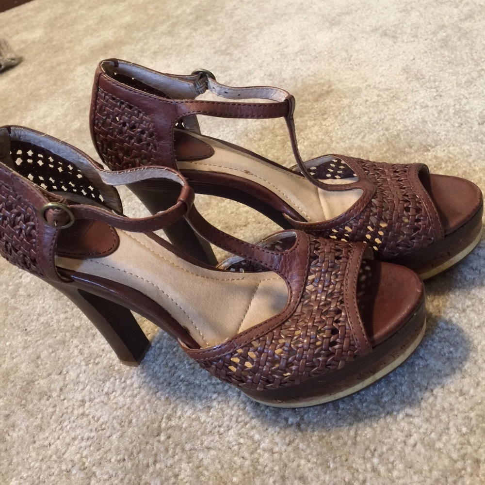 Brown Frye Heels