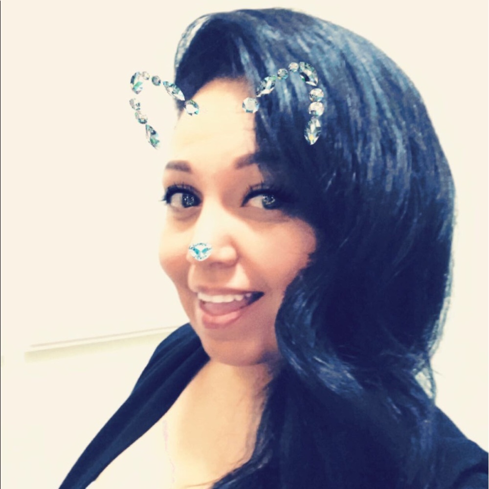 Meet your Posher, Maribel