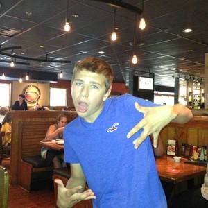 Meet your Posher, Julie