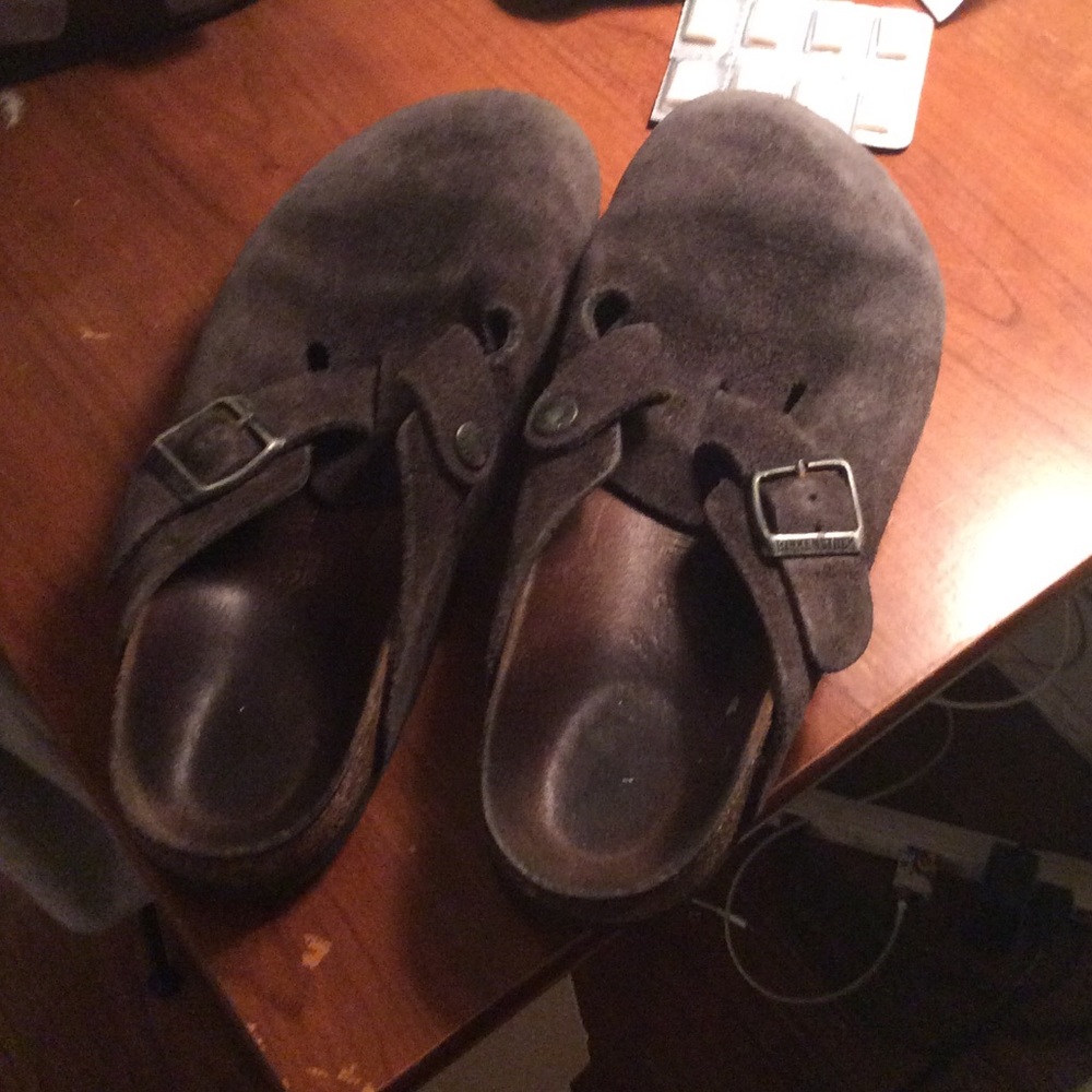 An old-school classic! Birkenstock Bostons sz 38.