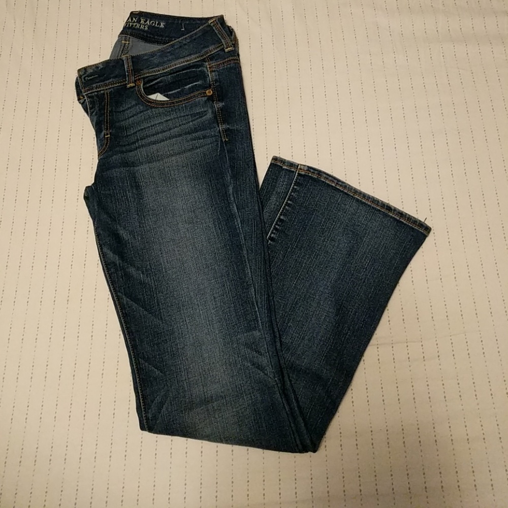 Gently worn‼️ AEO Kick Boot super stretch jeans