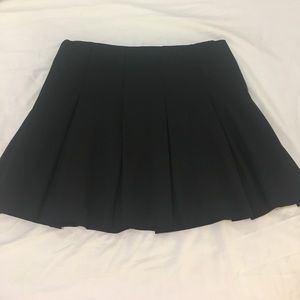 Theory black pleated mini skirt