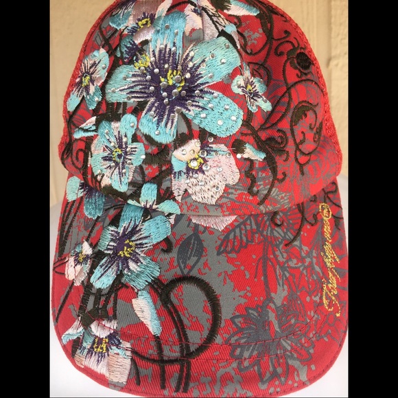 Hat - Picture 2 of 6