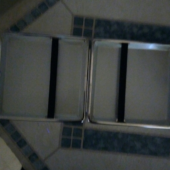 YELLOW CASE - Picture 2 of 2