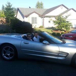 Meet your Posher, Shana