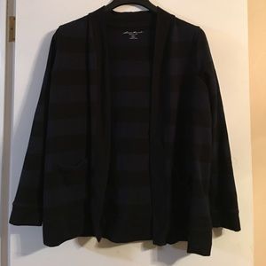 Eddie Bauer navy & black sweater