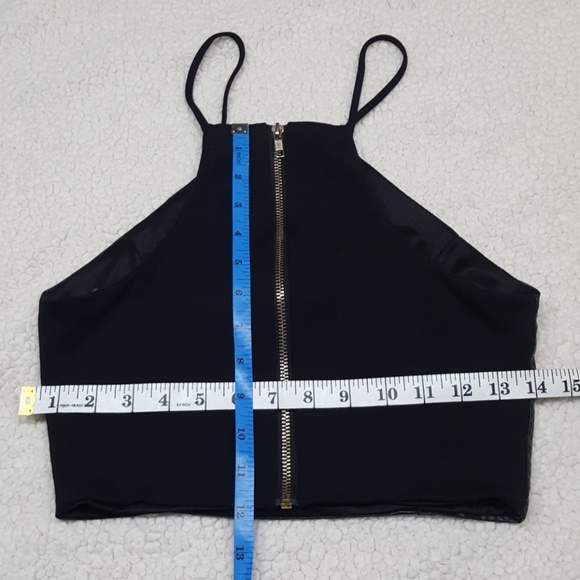 ✨HOST PICK✨Tea cup crop top size Small - Picture 3 of 4