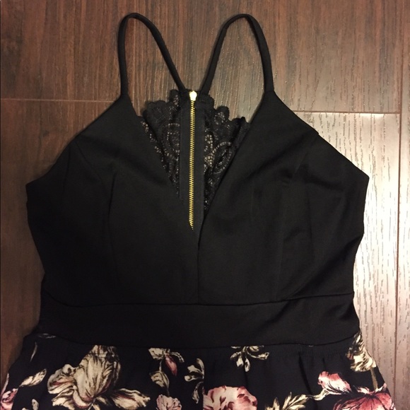 Black Floral Jumpsuit - Picture 3 of 6