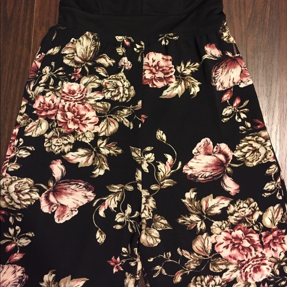 Black Floral Jumpsuit - Picture 4 of 6