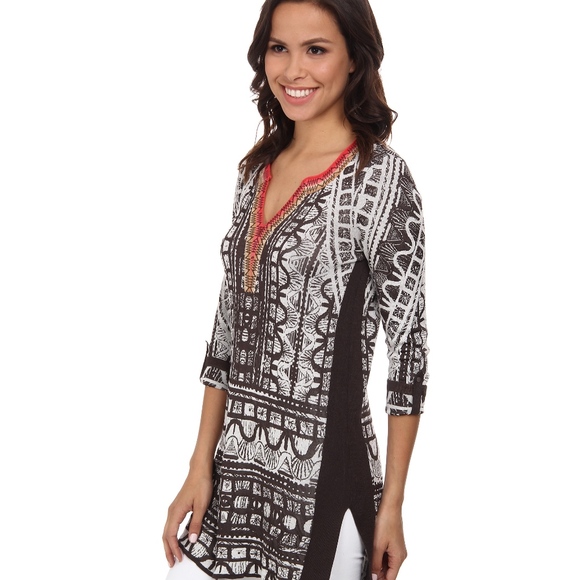 Anthropologie Tops - ANTHRO NIC+ZOE Cutting Edge Tunic, Size Medium