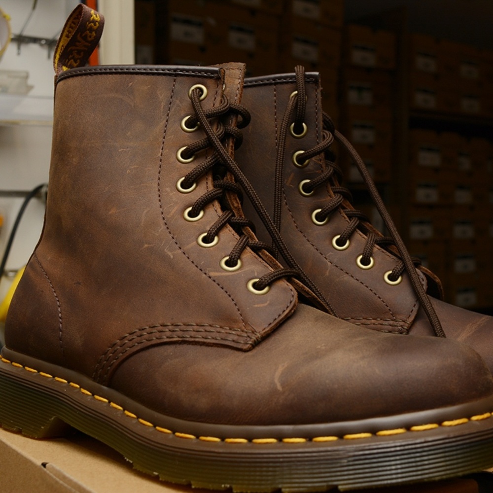 Men's Doc Martens "crazy horse brown" size 10