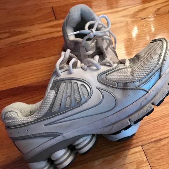 Nike shoes. White. Used. - Picture 2 of 3