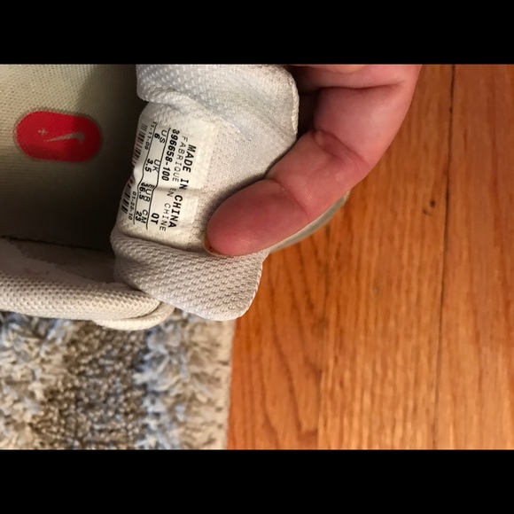 Nike shoes. White. Used. - Picture 3 of 3