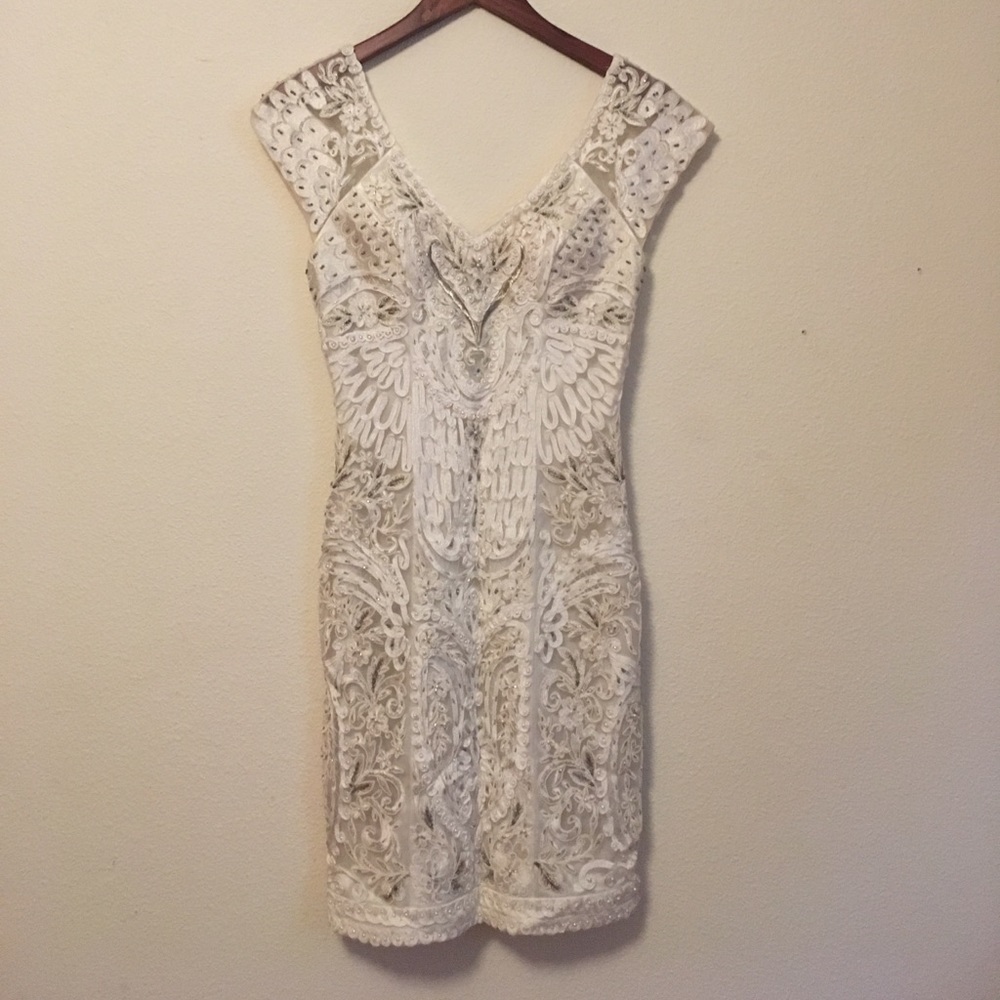 Sue Wong — Intricate White Bridal Dress — Size 2
