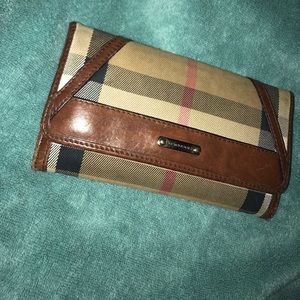 Burberry wallet