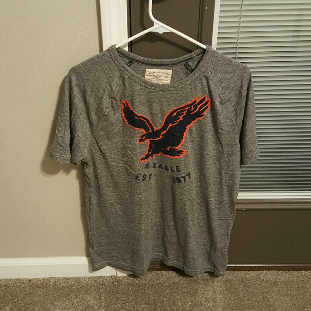 American Eagle Tshirt