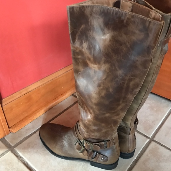 Tall Brown Boots - Picture 4 of 4