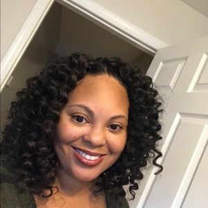 Meet your Posher, Stephanie