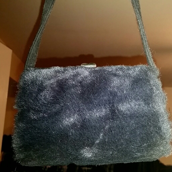 Furry Purse - Picture 4 of 4