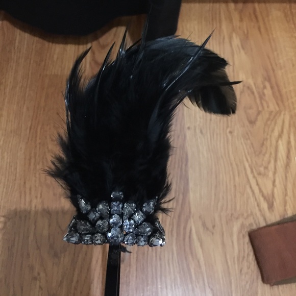 Bcbgmaxazria feather headband - Picture 2 of 3