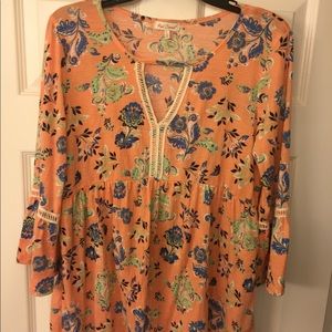 3/4 length sleeve flowy top
