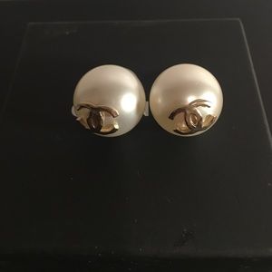 Authentic Chanel Pearl Earrings Authentic Chanel Pearl Earrings